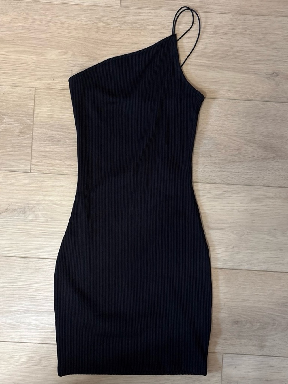 H&M Black One-Shoulder Ribbed Bodycon Dress